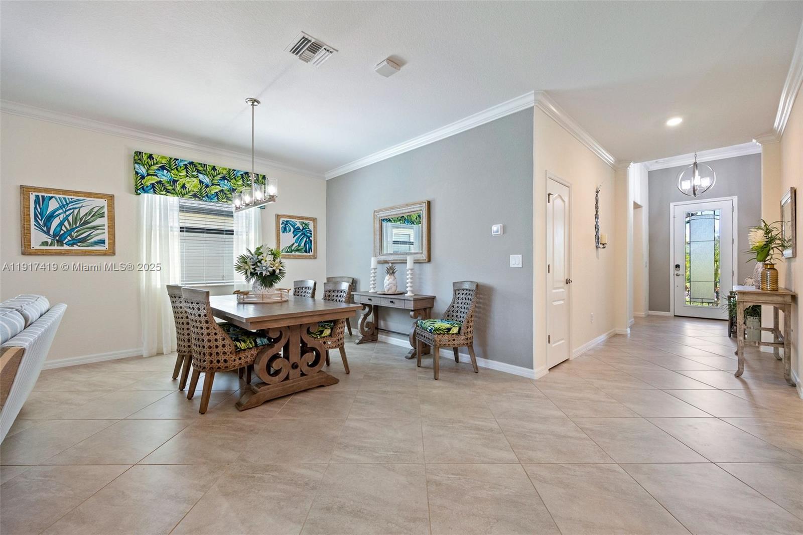 PORTICO - Residential