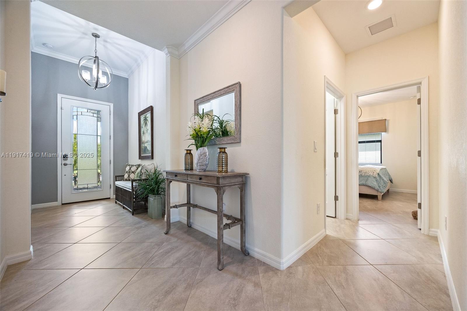 PORTICO - Residential