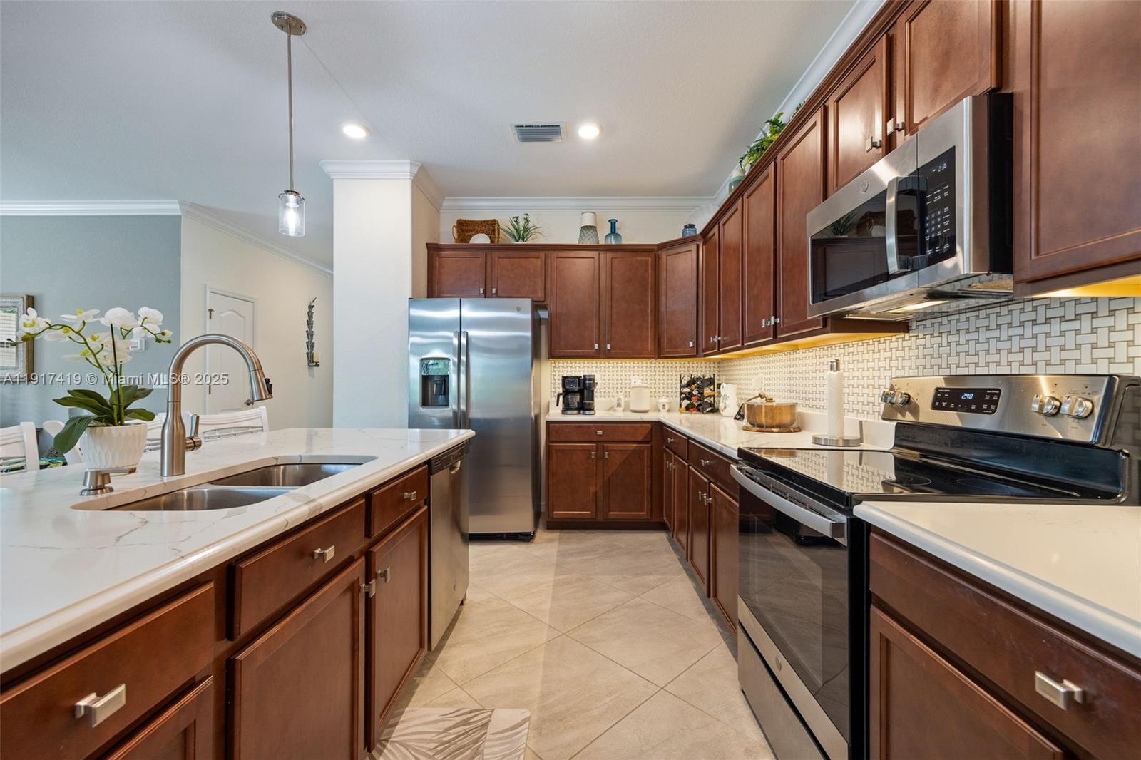 PORTICO - Residential