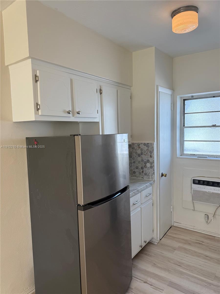 LA SALLE CONDO - Residential Lease