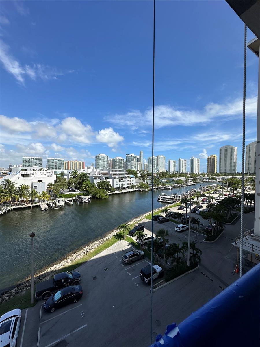COASTAL TOWERS CONDO - Residential Lease