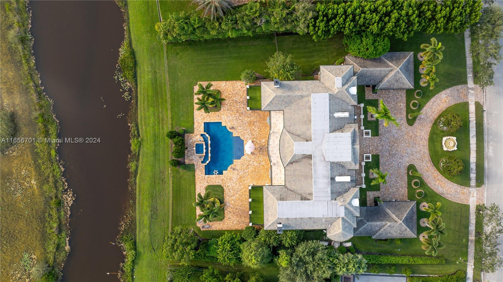 ESTATES OF SWAN LAKE - Residential