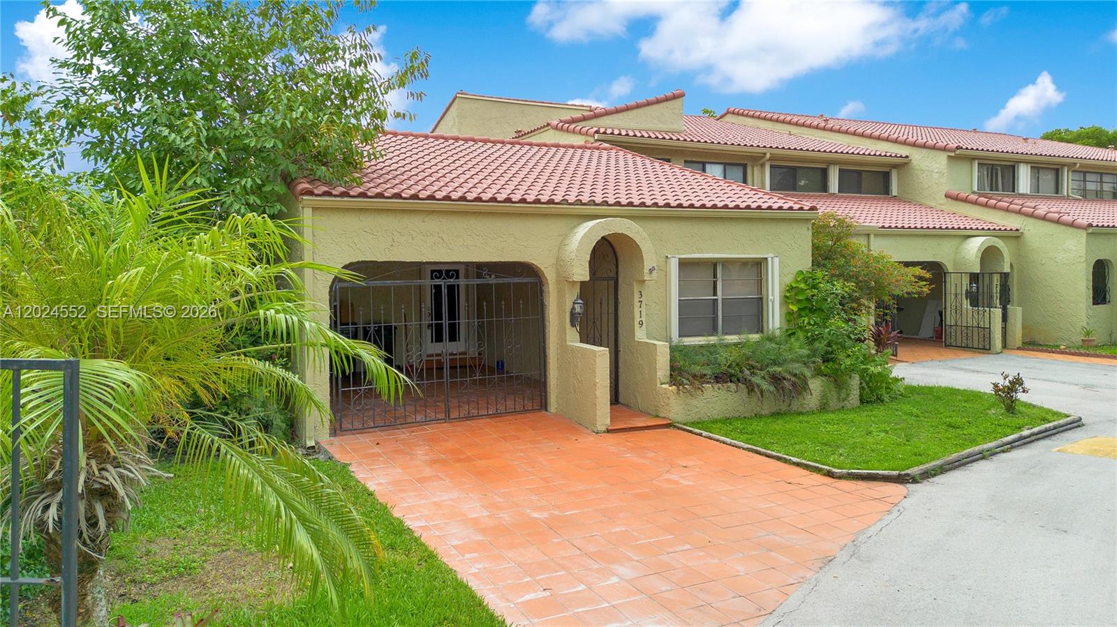3719 Estepona Ave 18A1