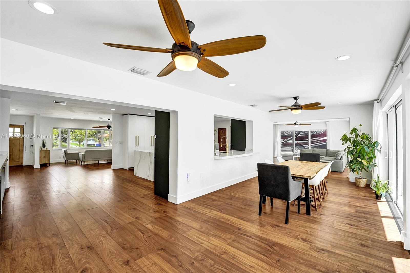 HOLLYWOOD HILLS NORTH SEC - Residential