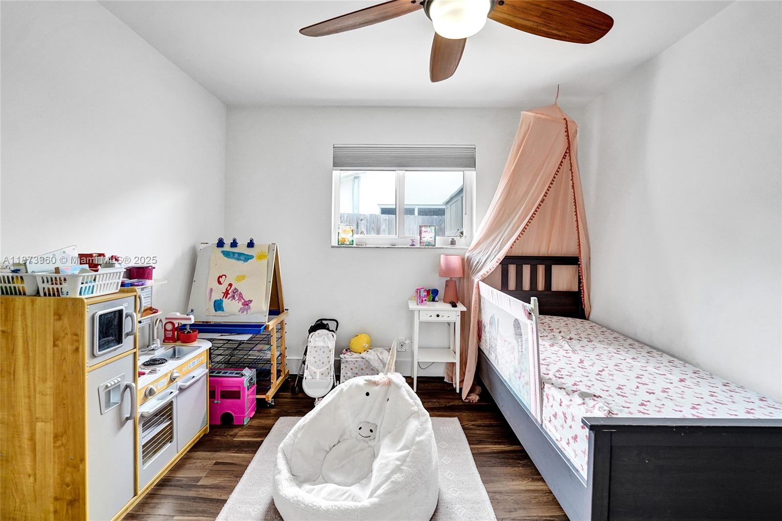 HOLLYWOOD HILLS NORTH SEC - Residential