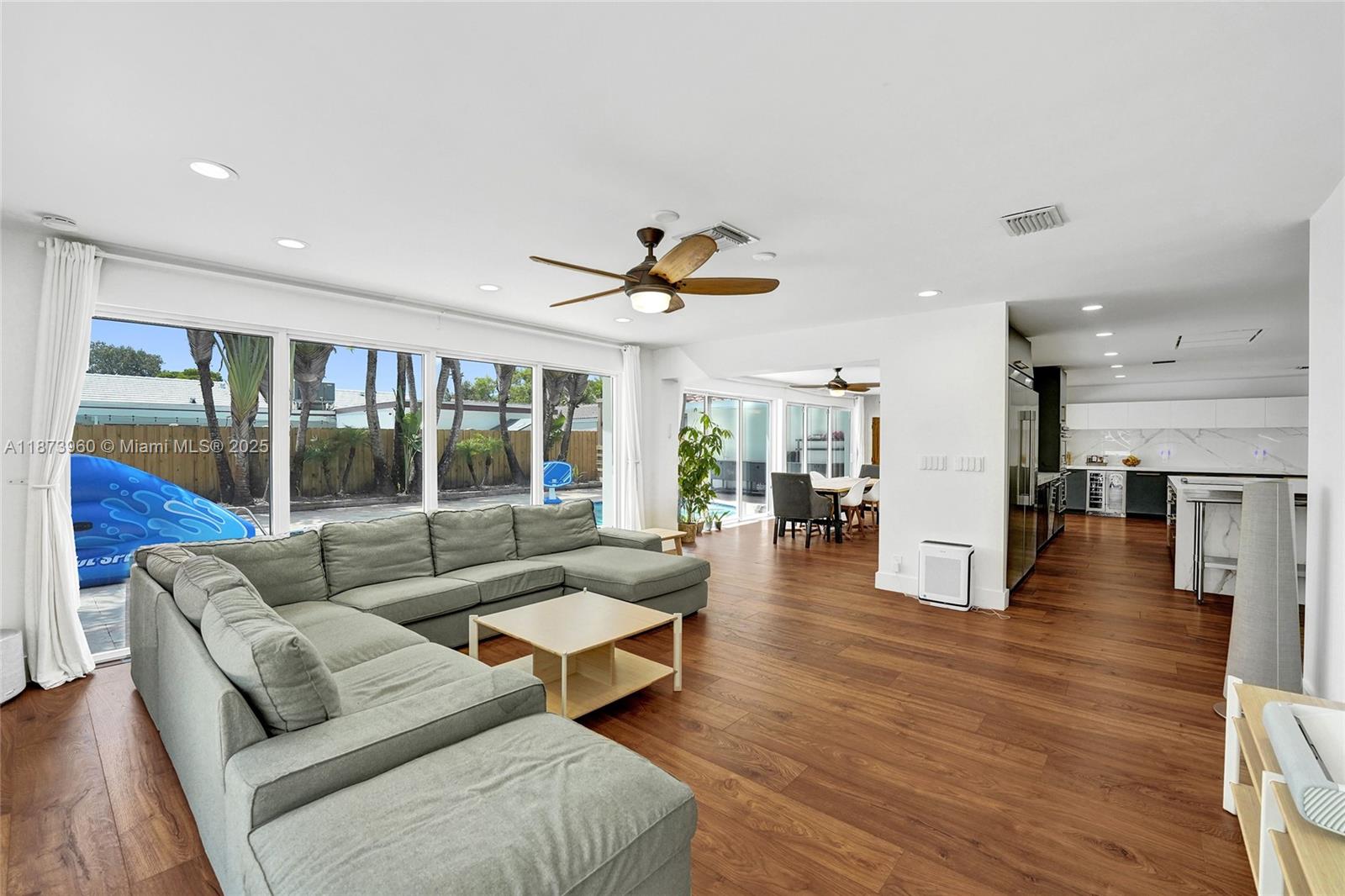 HOLLYWOOD HILLS NORTH SEC - Residential