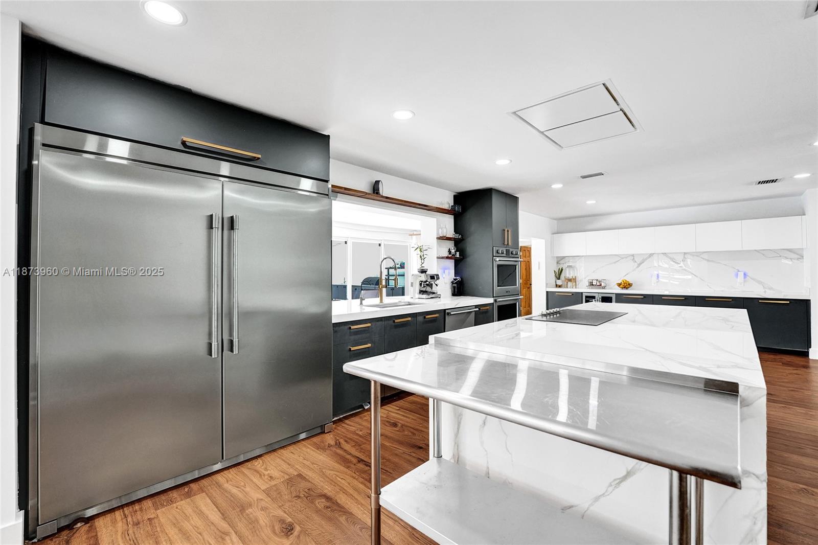 HOLLYWOOD HILLS NORTH SEC - Residential