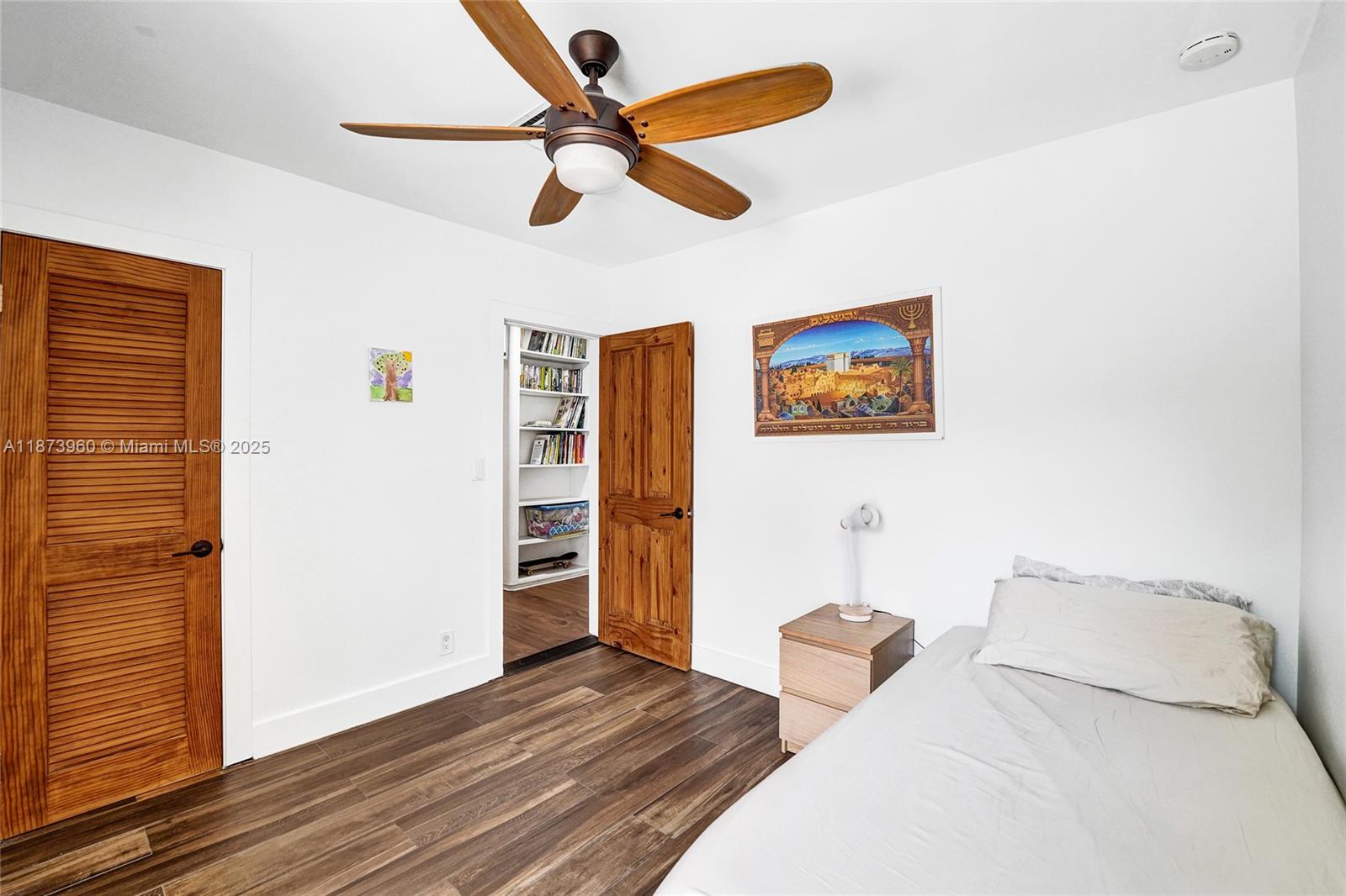 HOLLYWOOD HILLS NORTH SEC - Residential