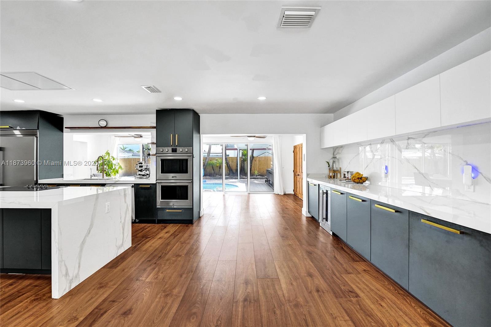 HOLLYWOOD HILLS NORTH SEC - Residential