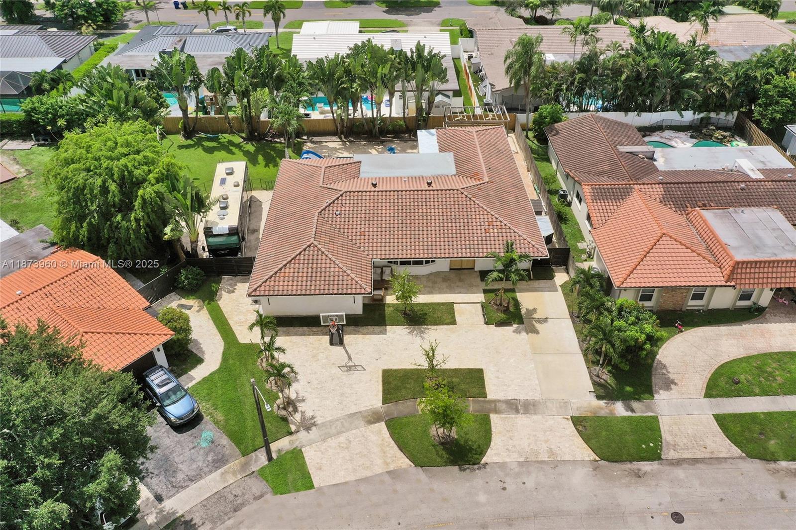 HOLLYWOOD HILLS NORTH SEC - Residential