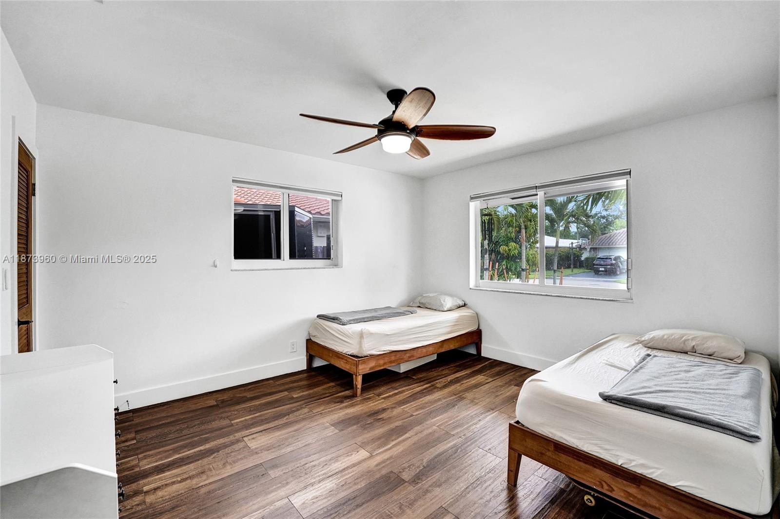 HOLLYWOOD HILLS NORTH SEC - Residential