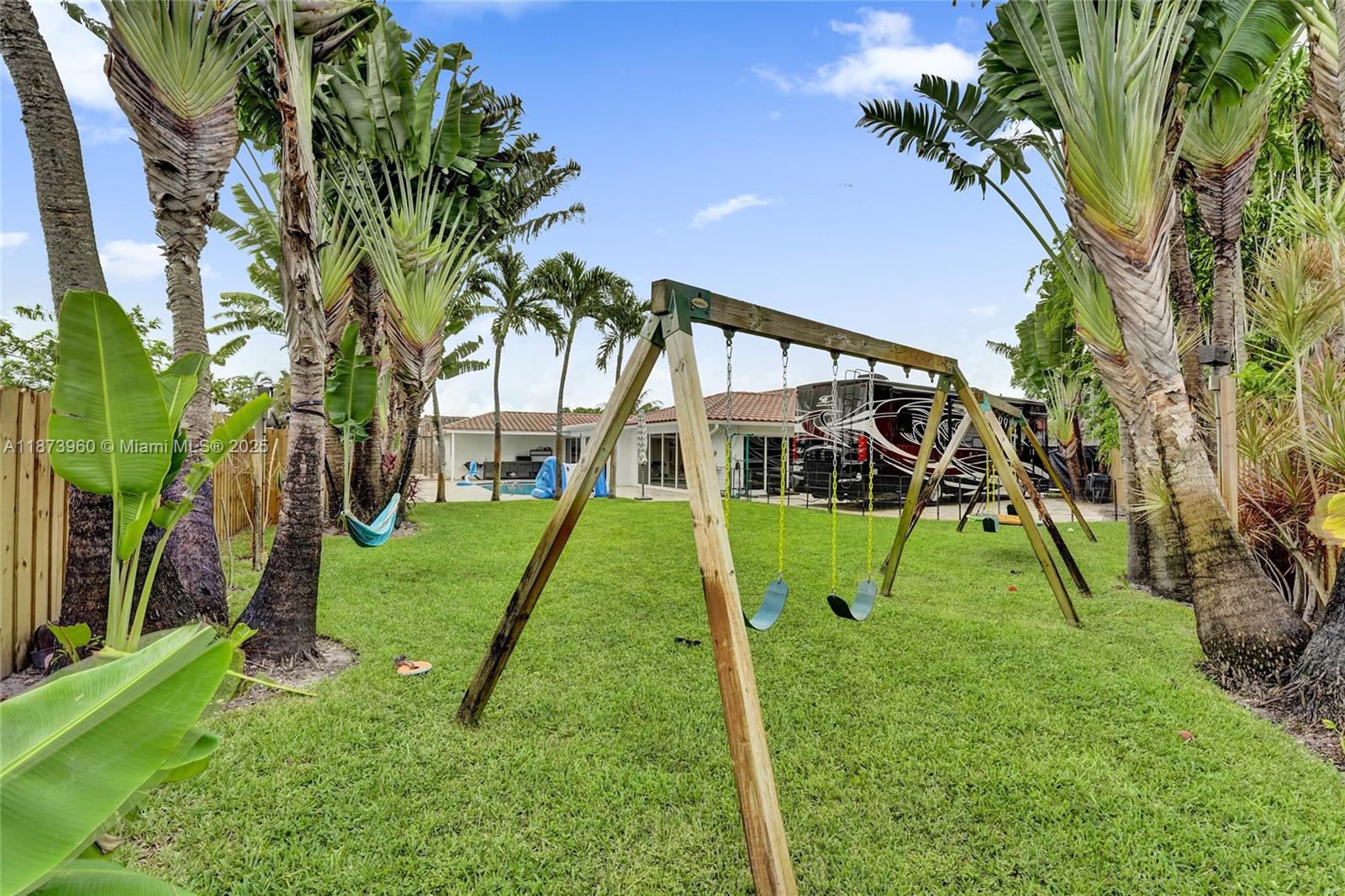 HOLLYWOOD HILLS NORTH SEC - Residential