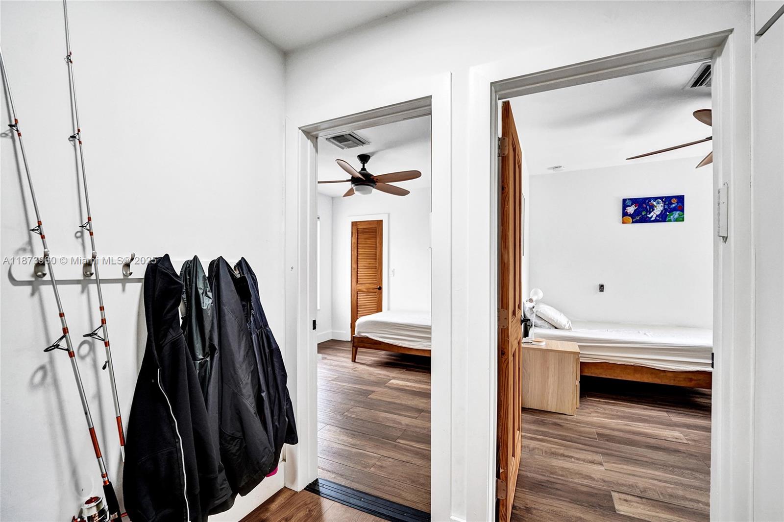 HOLLYWOOD HILLS NORTH SEC - Residential