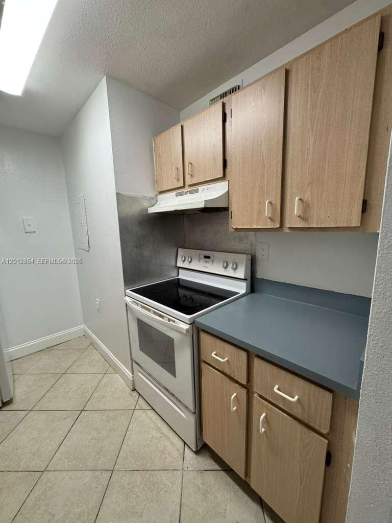ST ANDREWS PALM BEACH CON - Residential
