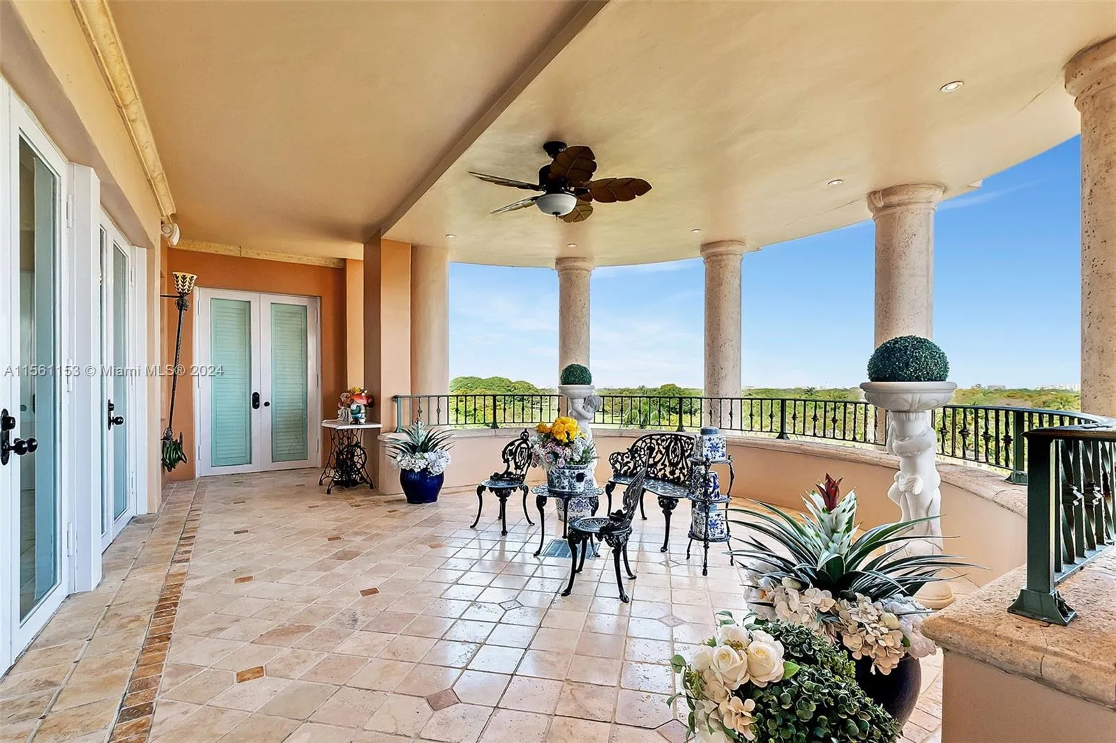 Coral Gables, Florida 33134, United States, 3 Bedrooms Bedrooms, ,4 BathroomsBathrooms,Residential,Active,61578