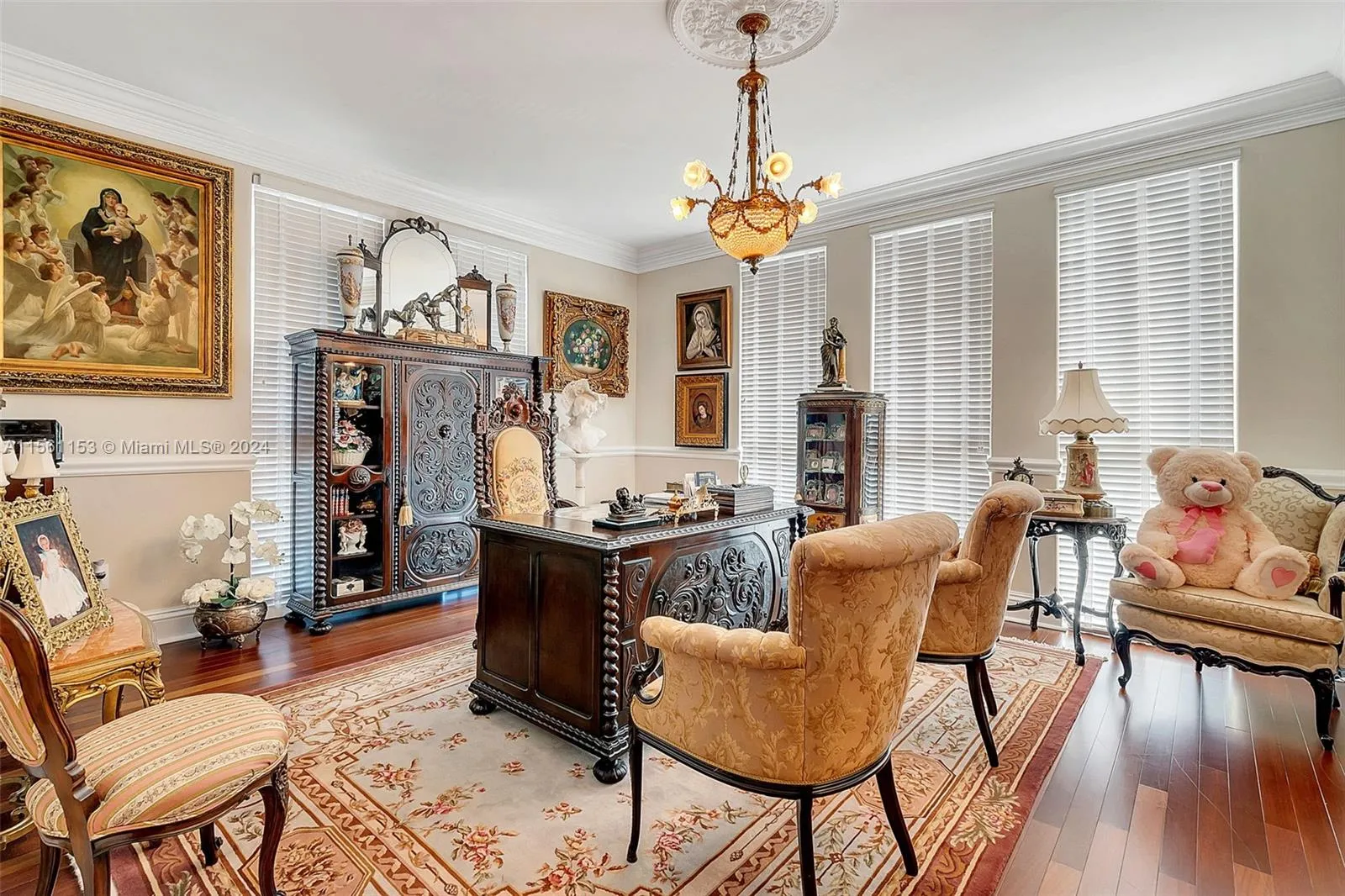 Coral Gables, Florida 33134, United States, 3 Bedrooms Bedrooms, ,4 BathroomsBathrooms,Residential,Active,61578