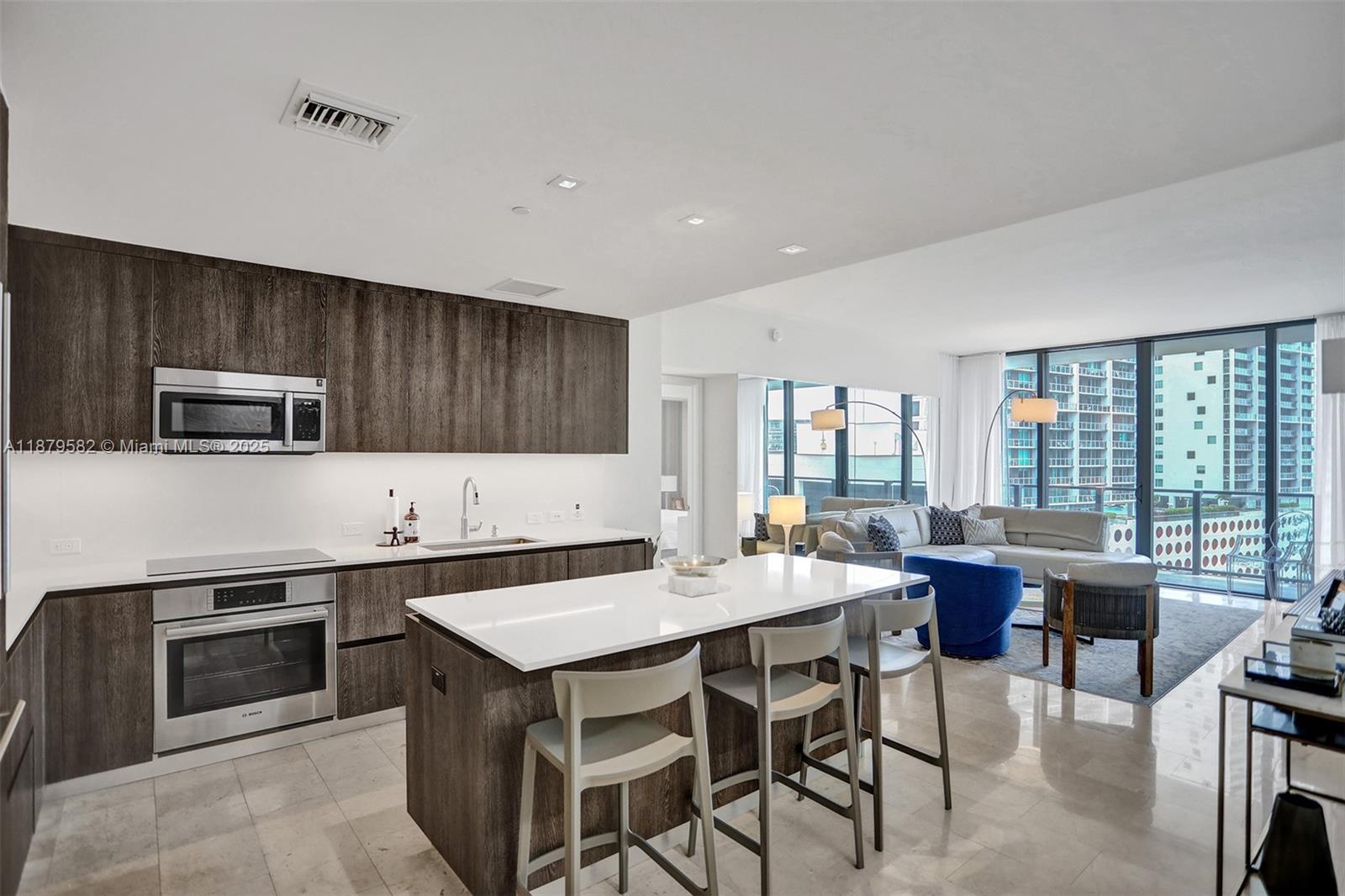 REACH CONDO - Residential Lease