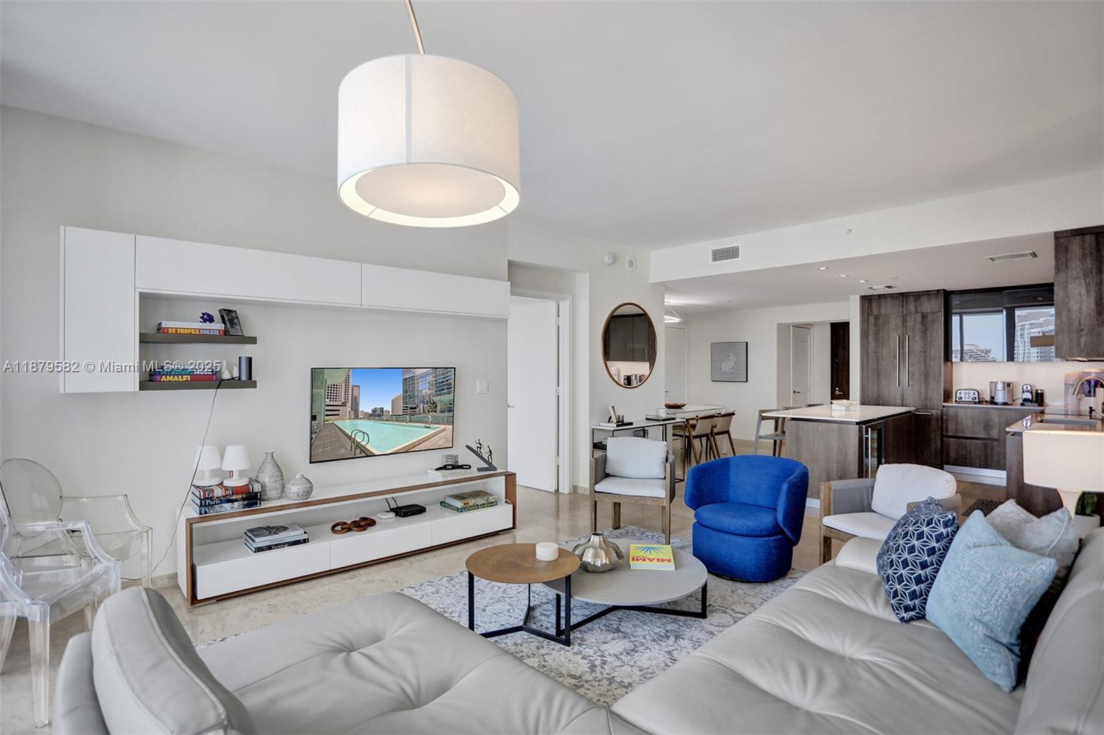 REACH CONDO - Residential Lease