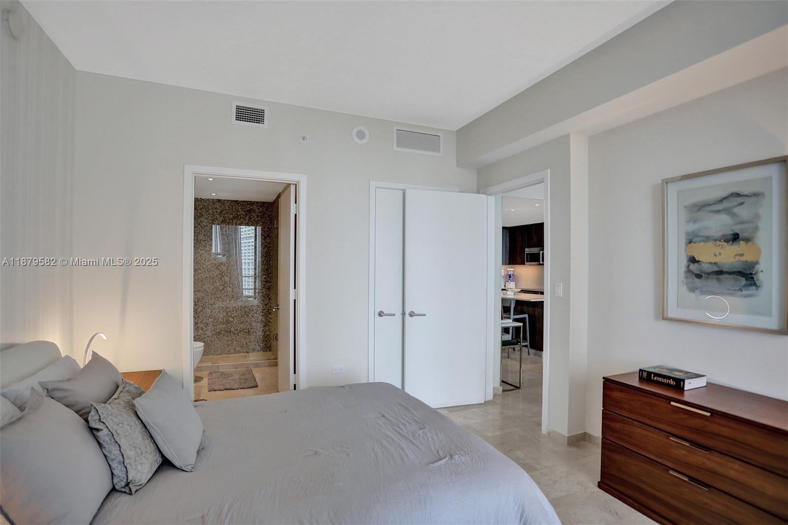 REACH CONDO - Residential Lease