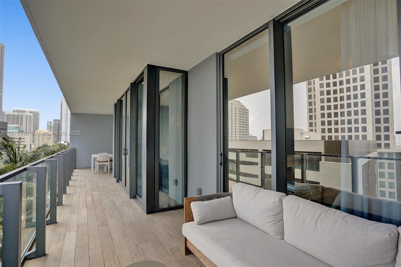 REACH CONDO - Residential Lease