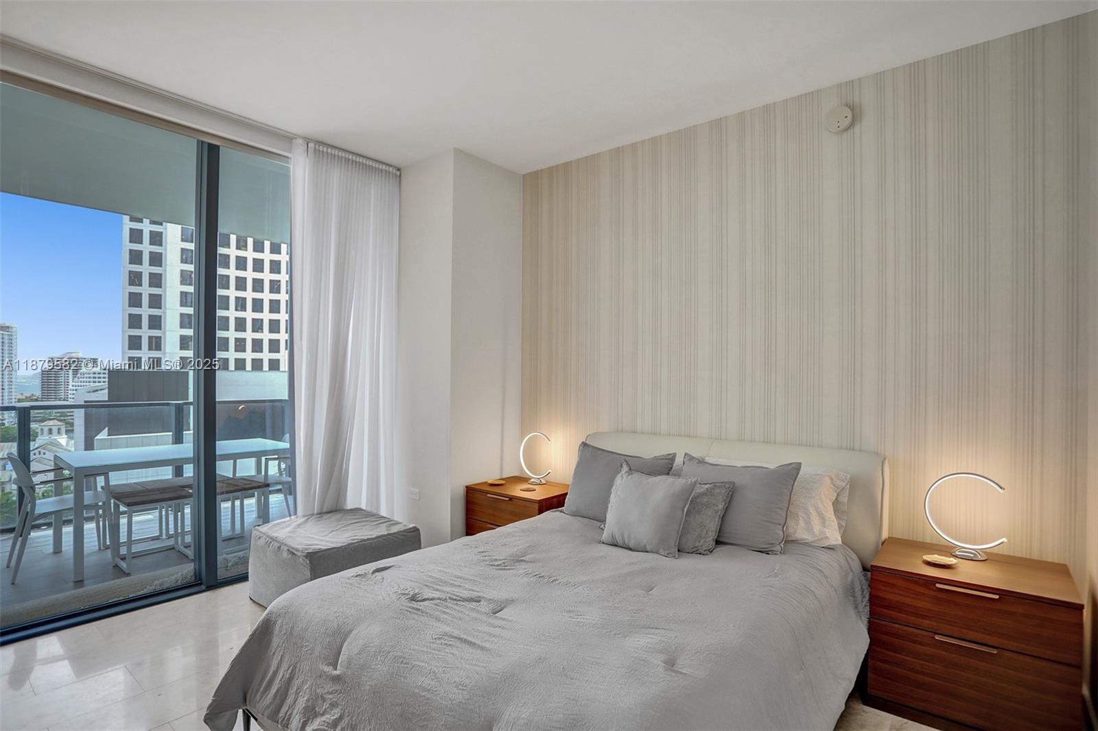 REACH CONDO - Residential Lease