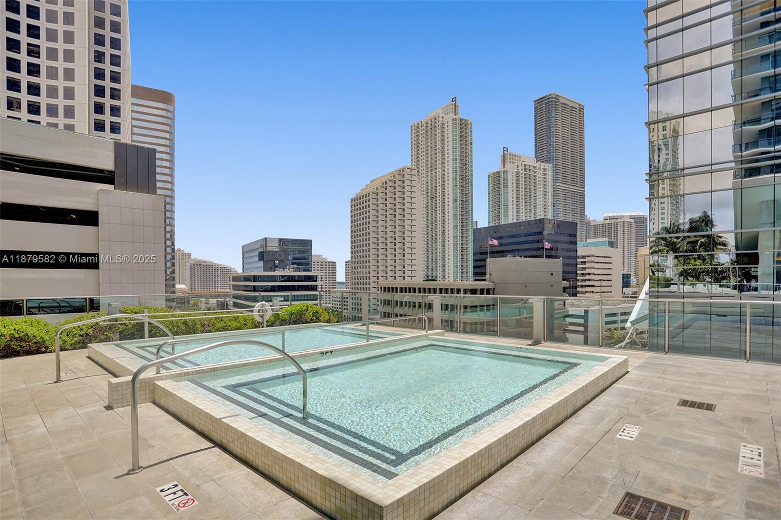 REACH CONDO - Residential Lease