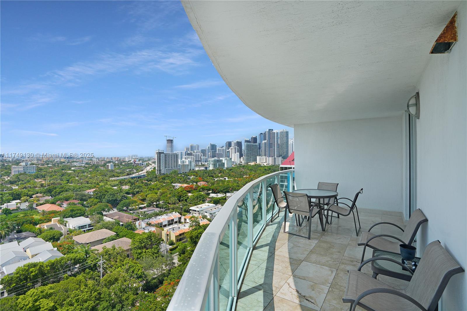 SKYLINE ON BRICKELL CONDO - Residential