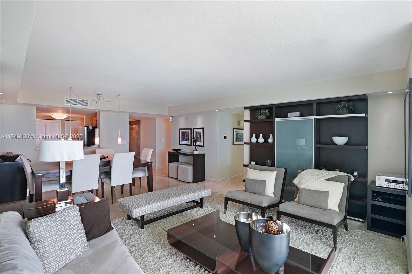2101 Brickell Ave 1812