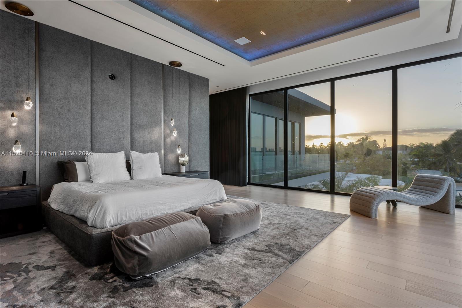 BISCAYNE POINT - Residential