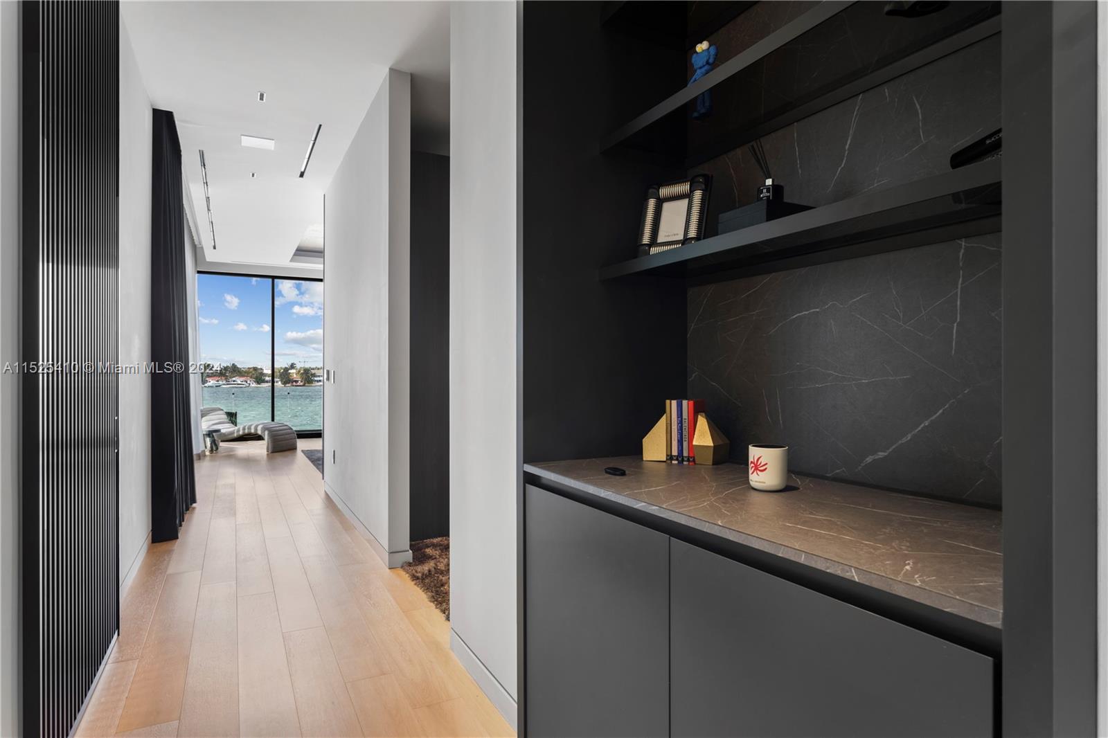 BISCAYNE POINT - Residential