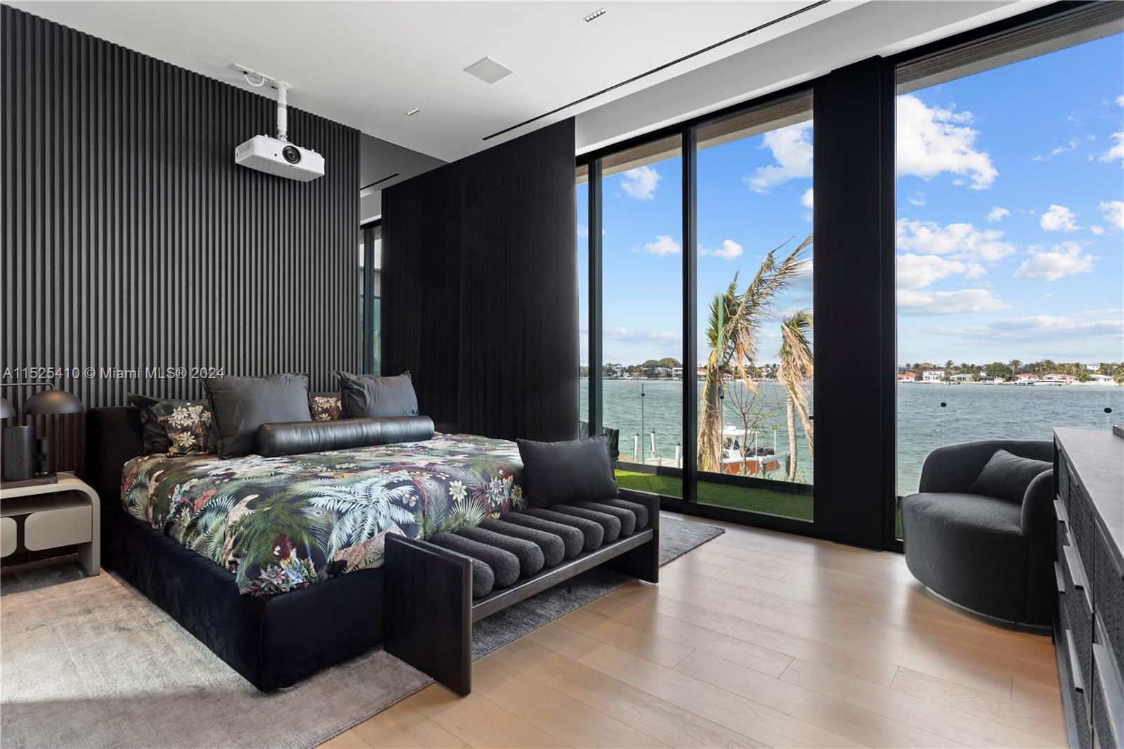 BISCAYNE POINT - Residential