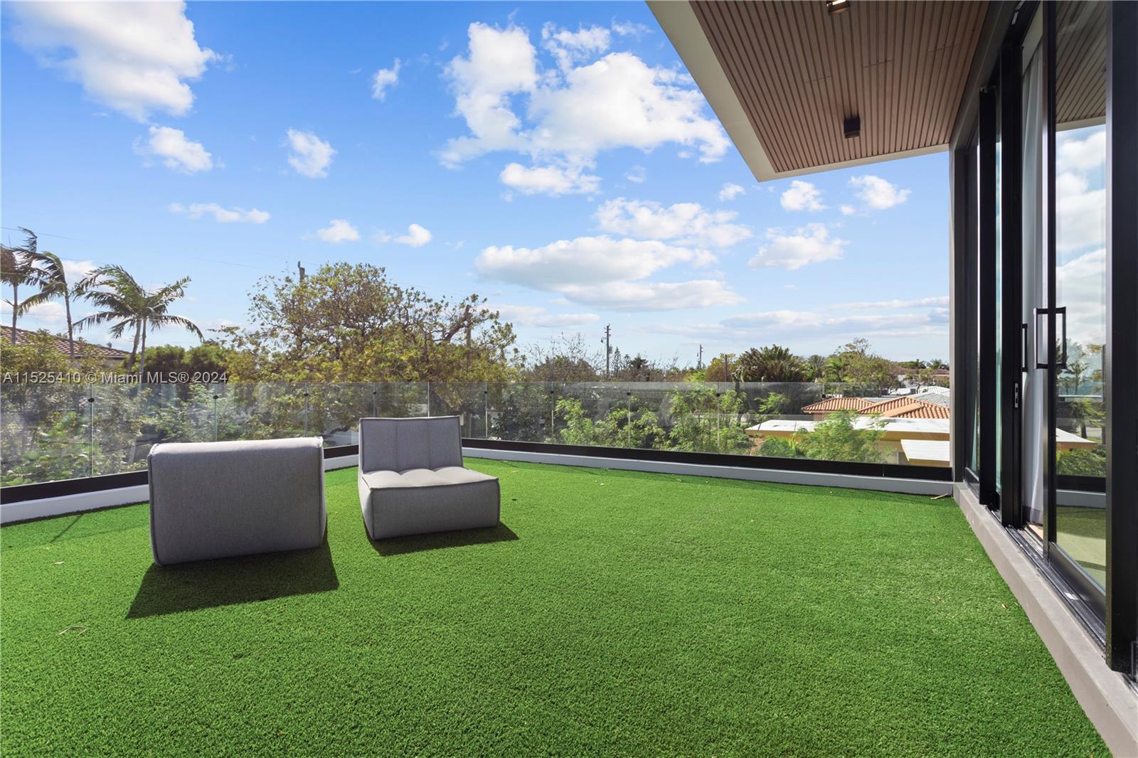 BISCAYNE POINT - Residential