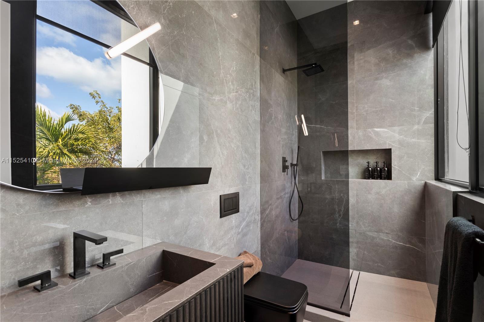 BISCAYNE POINT - Residential