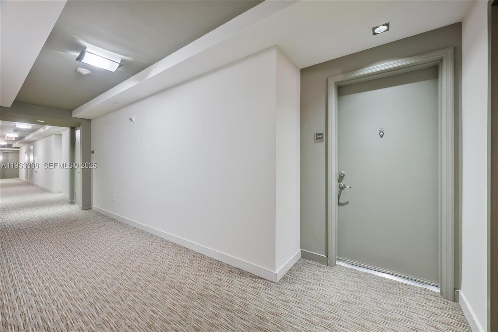 THE PLAZA 901 BRICKELL CO - Residential Lease