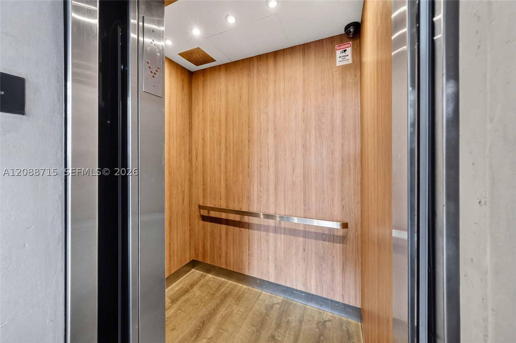 305 W 68th St 419