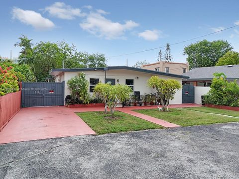 Single Family Residence in Miami FL 3127 63rd Ave Ave.jpg