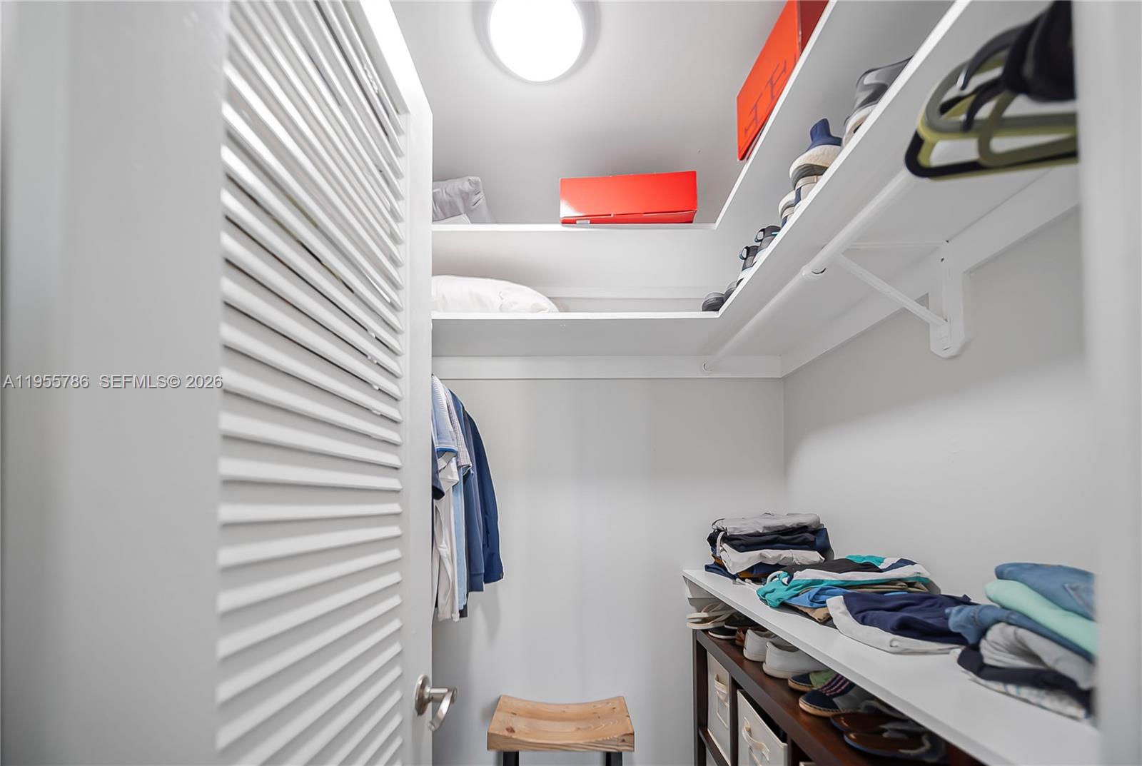 NASSAU HOUSE CONDOMINIUM - Residential