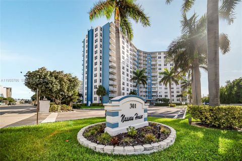 Photo of 301 N Ocean Blvd #404, Pompano Beach, FL 33062 (MLS # A11955786)