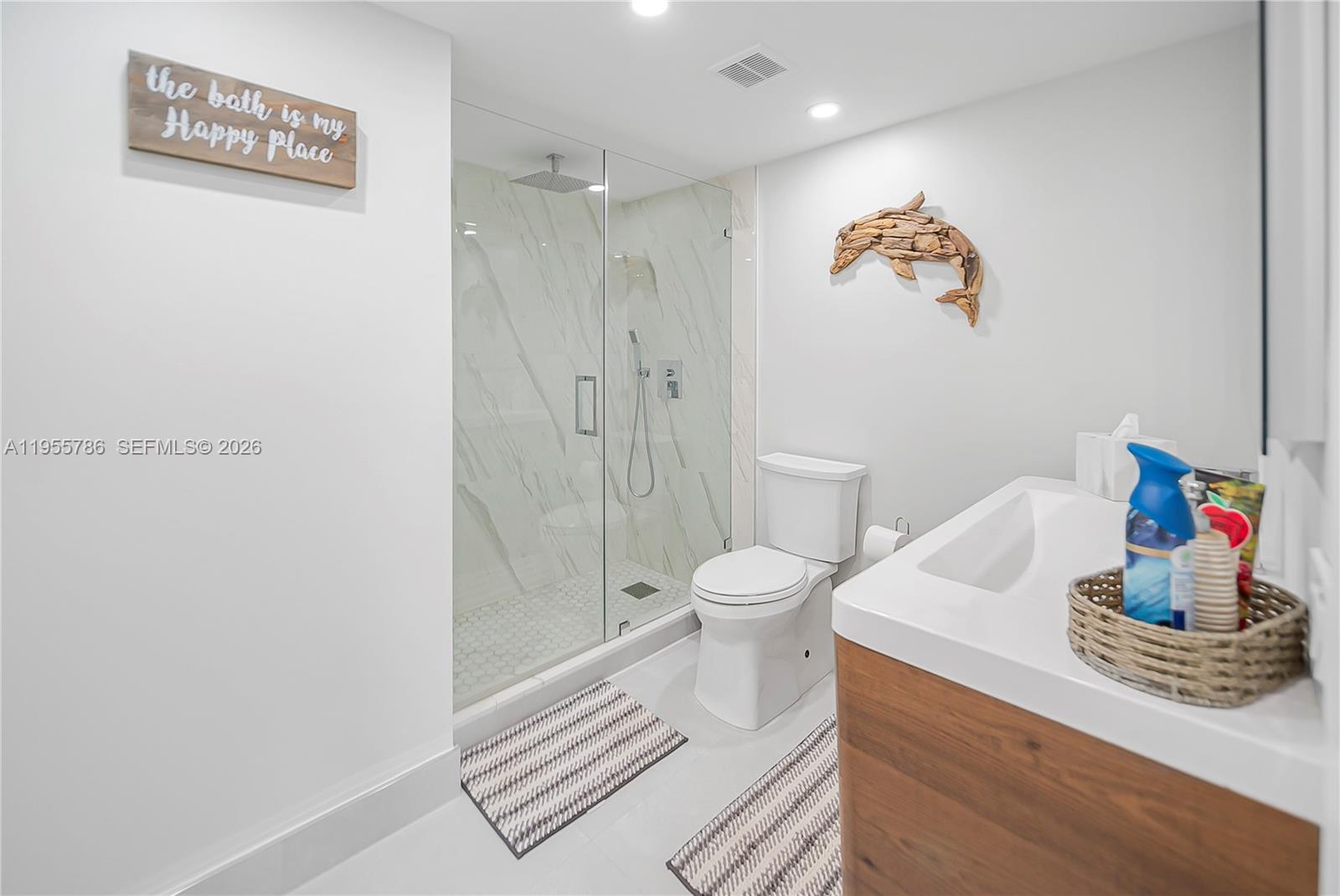 NASSAU HOUSE CONDOMINIUM - Residential