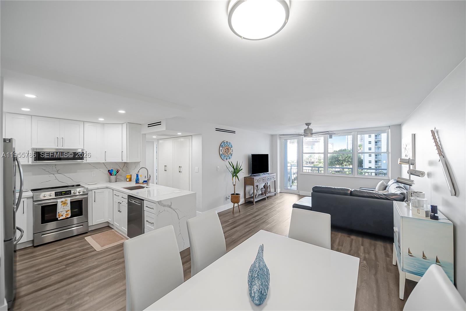 NASSAU HOUSE CONDOMINIUM - Residential