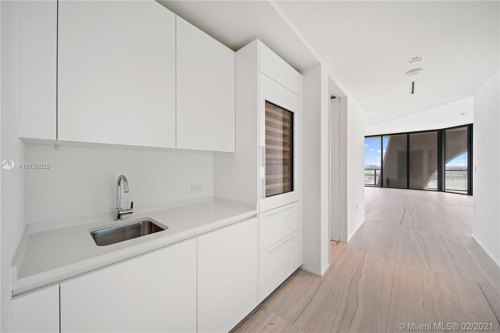 ONE THOUSAND MUSEUM CONDO - Residential