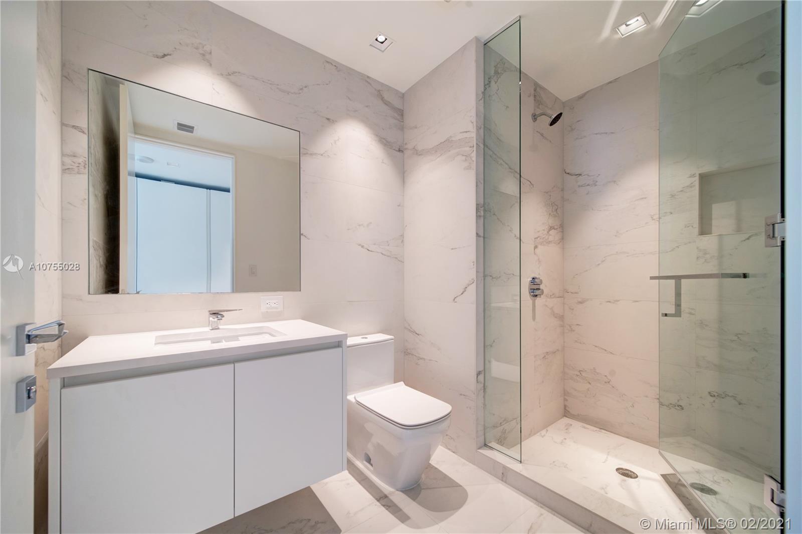 ONE THOUSAND MUSEUM CONDO - Residential