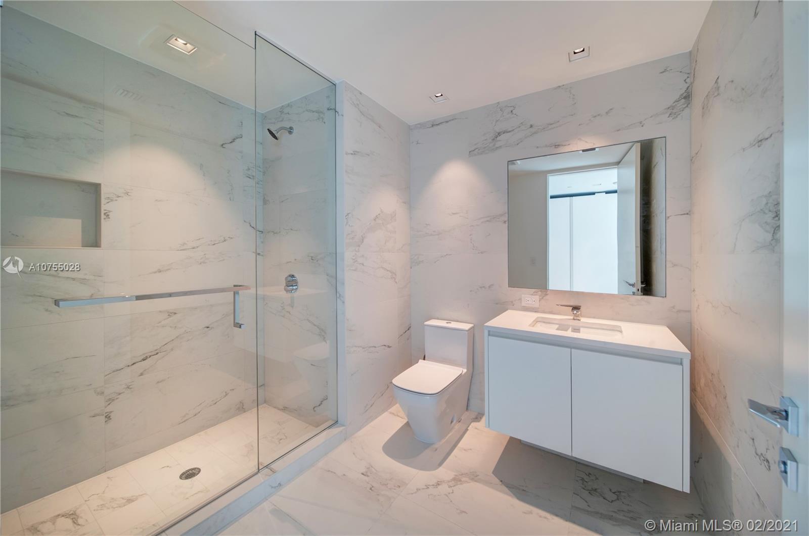 ONE THOUSAND MUSEUM CONDO - Residential