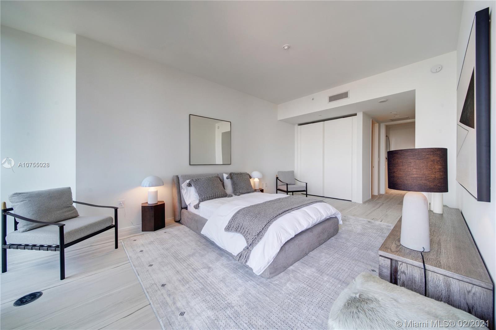 ONE THOUSAND MUSEUM CONDO - Residential