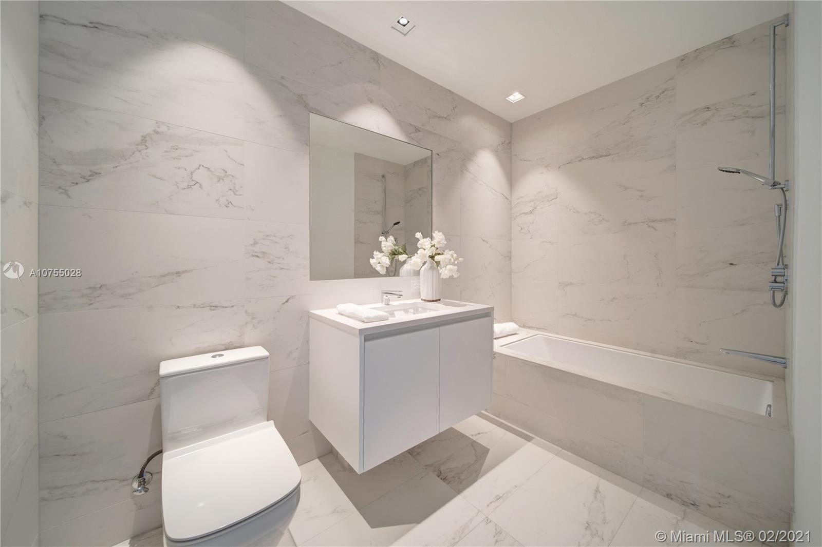 ONE THOUSAND MUSEUM CONDO - Residential