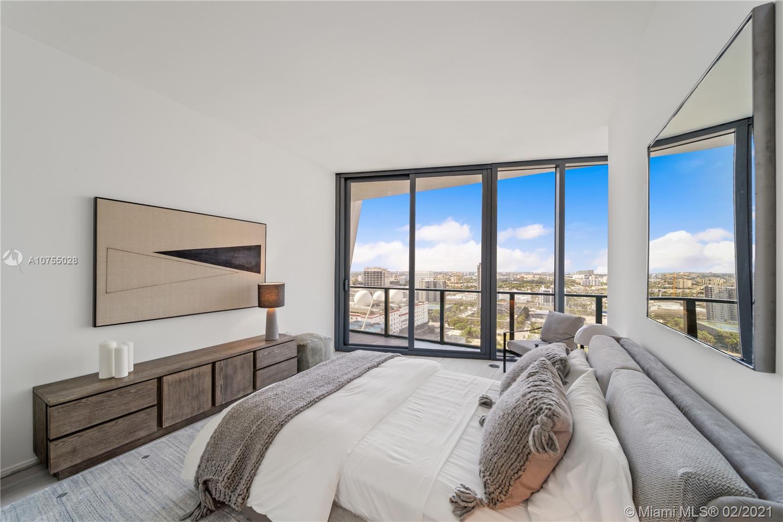 ONE THOUSAND MUSEUM CONDO - Residential