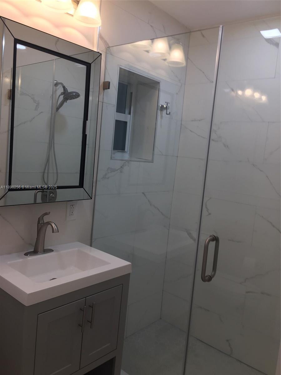 SUNRISE HARBOUR REV PL - Residential Lease