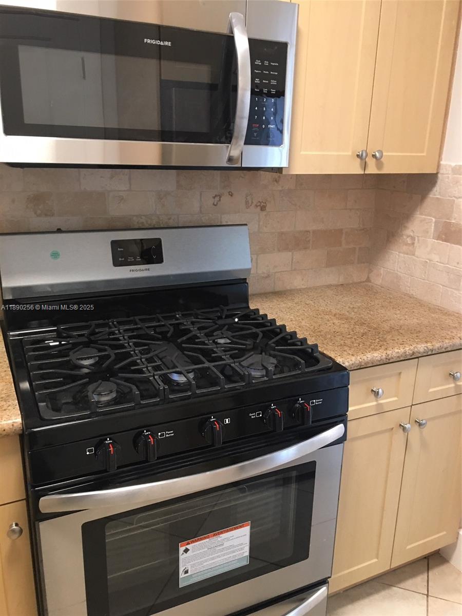 SUNRISE HARBOUR REV PL - Residential Lease