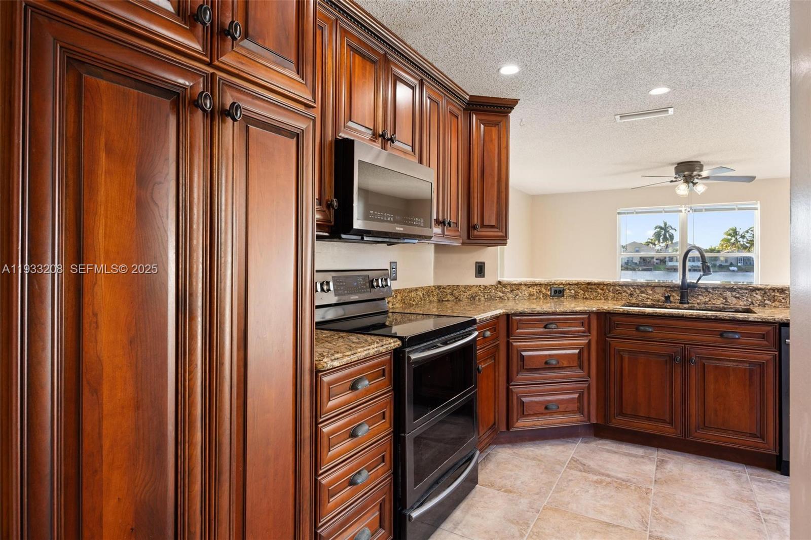 SILVER LAKES PHASE III RE - Residential