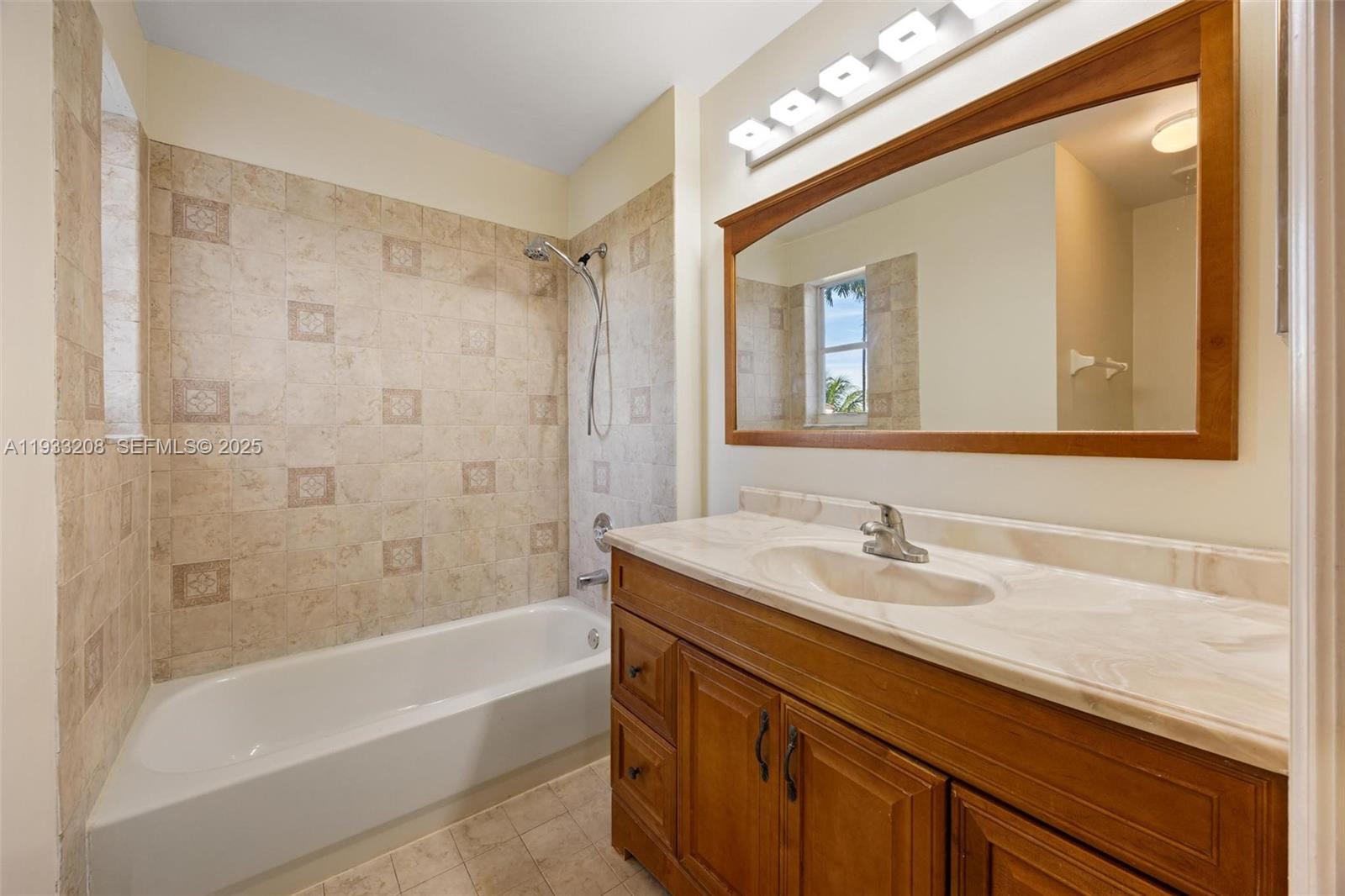 SILVER LAKES PHASE III RE - Residential